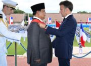Presiden Republik Indonesia Prabowo Subianto Dapat Penghargaan Tertinggi dari Presiden Prancis Macro