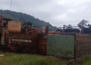 Angin Kencang Sapu Atap Rumah Warga di Aceh Tengah