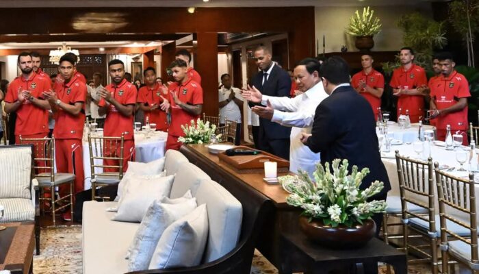 Presiden Prabowo Subianto Sambut Hangat Timnas Indonesia di Kertanegara   