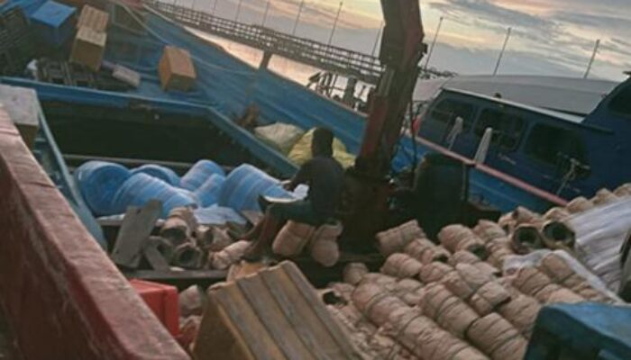 Bea Cukai Dumai Gagalkan Penyelundupan MMEA dan Obat-obatan dari Malaysia