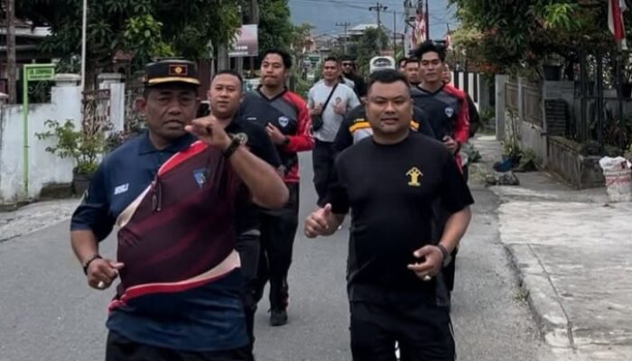Pegawai Rutan Takengon Jalan Santai dalam Rangka HUT RI ke-80