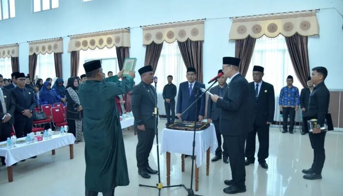 Riswandika Putra, S.STP., M.A.P Resmi Dilantik Menjadi Sekda Oleh Bupati Bener Meriah Ir. H. Tagore Abubakar
