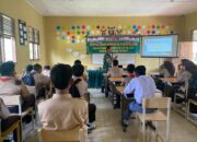 Peduli Masa Depan Generasi Muda, Anggota Satgas TMMD Ke 126 Berikan Wawasan Kebangsaan.