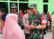 Selesai Bangun Rumah, Dandim 0106/Aceh Tengah Serahkan Kunci Rumah ke Ibu Kasmawati