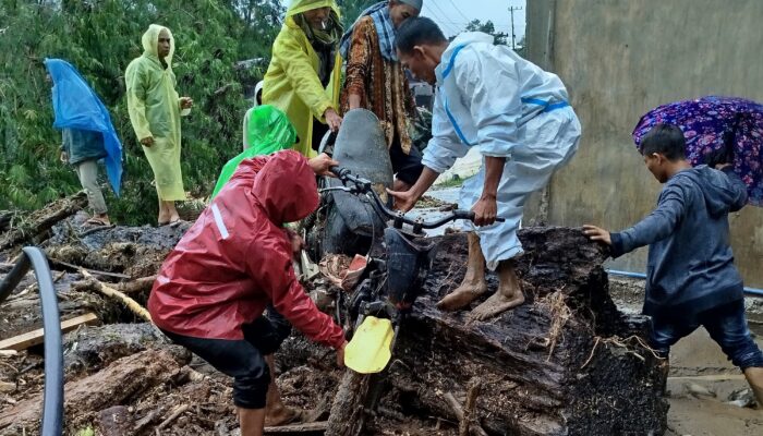 BREAKING NEWS: Bencana Alam Aceh Tengah, Banjir Bandang dan Longsor Terjang Desa Konyel, Bintang